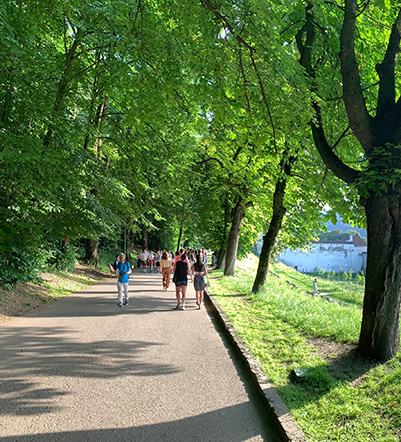 Promenada de sub Tâmpa - Parcul Tiberiu Brădiceanu