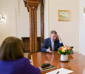 Președintele Klaus Iohannis a semnat luni decretul privind decretarea stării de urgență pe întreg teritoriul României pentru o perioadă de 30 de zile.