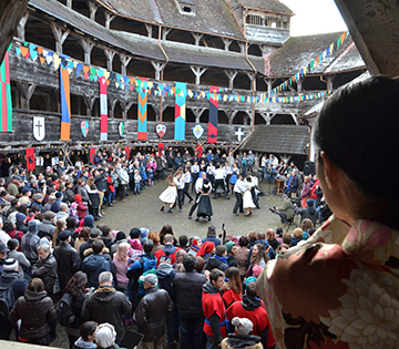 Primăria Brașov a lansat apelul de proiecte pe Ghidul cultural. Operatorii culturali au termen până în 10 iunie pentru depunerea solicitărilor