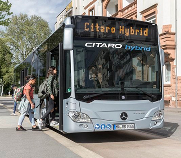Mercedes va furniza cele 10 autobuze hibrid achiziționate de Primăria Brașov cu fonduri europene
