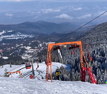Majoritatea schiorilor au ales, și în acest sezon de schi, Poiana Brașov. Peste 1,3 milioane de treceri prin turnichete în primele două luni