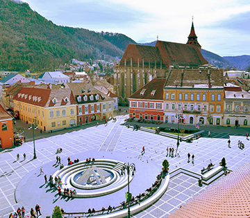 Arhitecți din România, Spania și Franța vor stabili cum va arăta Piața Sfatului. Primăria Brașov a lansat, în parteneriat cu Ordinul Arhitecților, concursul internațional de soluții pentru reabilitarea Pieței Sfatului