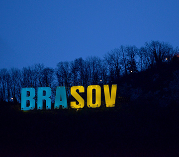 Brașov pentru Ucraina - Municipalitatea a organizat grupuri de lucru împreună cu asociații și firme din Brașov pentru coordonarea metodelor de sprijin pentru cei care suferă în urma războiului din Ucraina