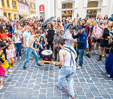 5,5 milioane de lei pentru operatorii culturali care organizează evenimente în municipiul Brașov