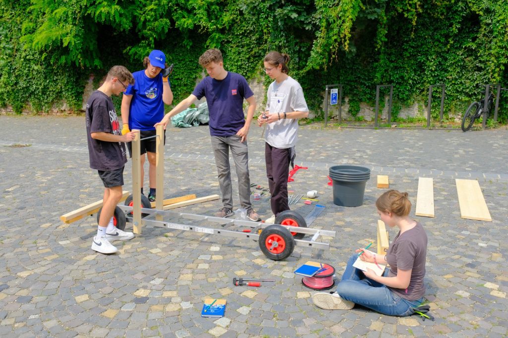 hub-in idei de mobilier urban