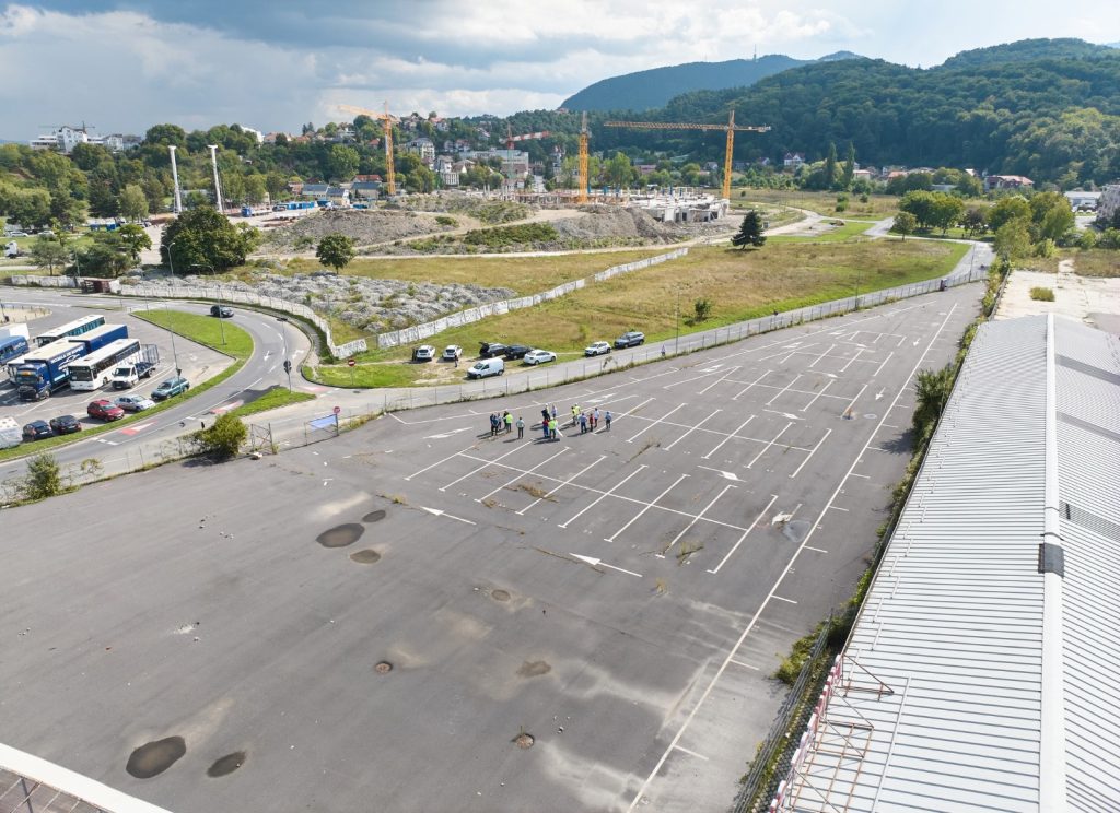 Parcare tip park and ride