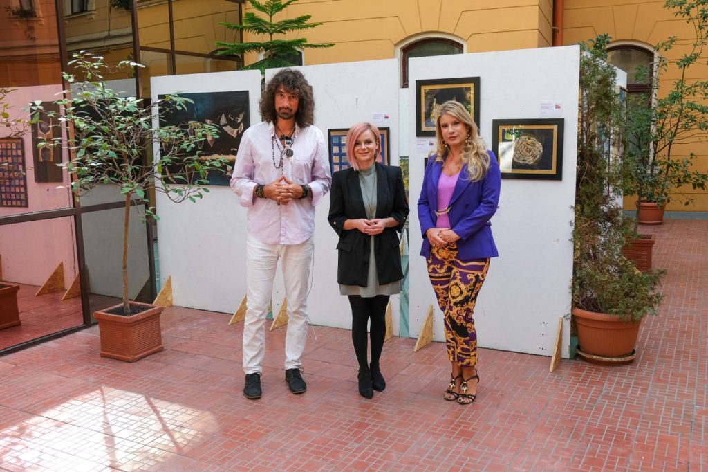 fotografie de grup Radu Nema Flavia Boghiu Bianca Michi 