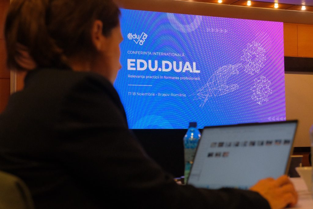 Conferința EDU.DUAL