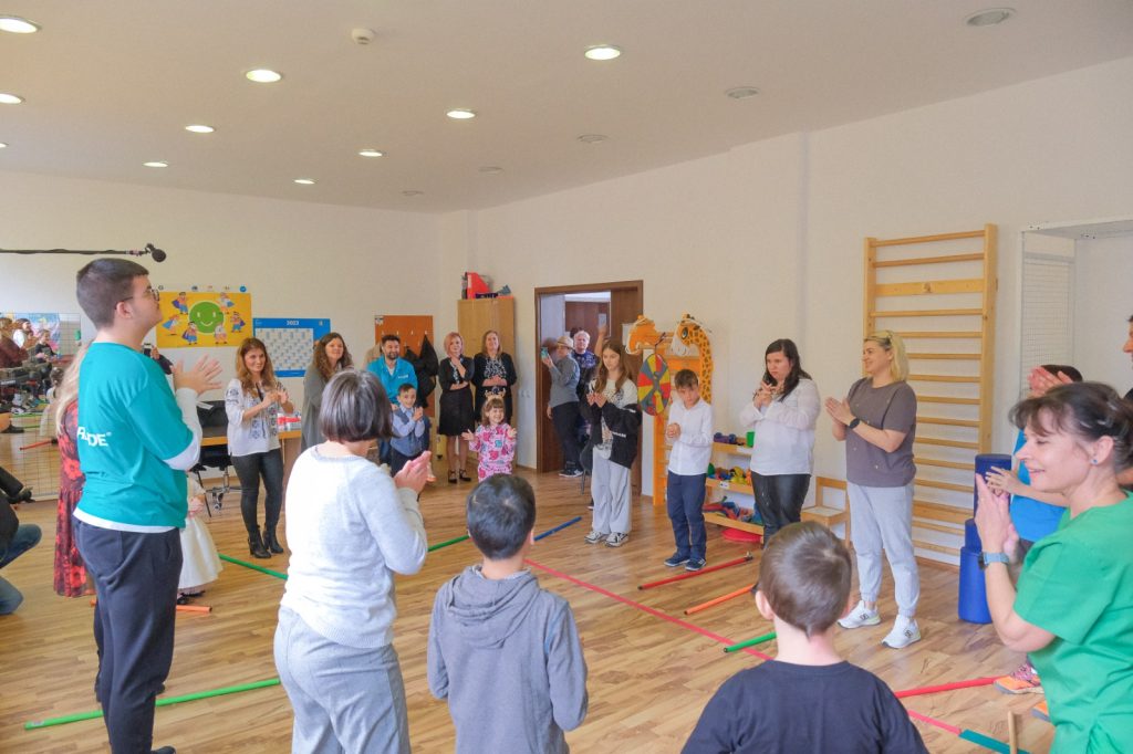 Centrul Integrat al Primariei Brasov, cu ocazia ambasadorului UNICEF Smiley