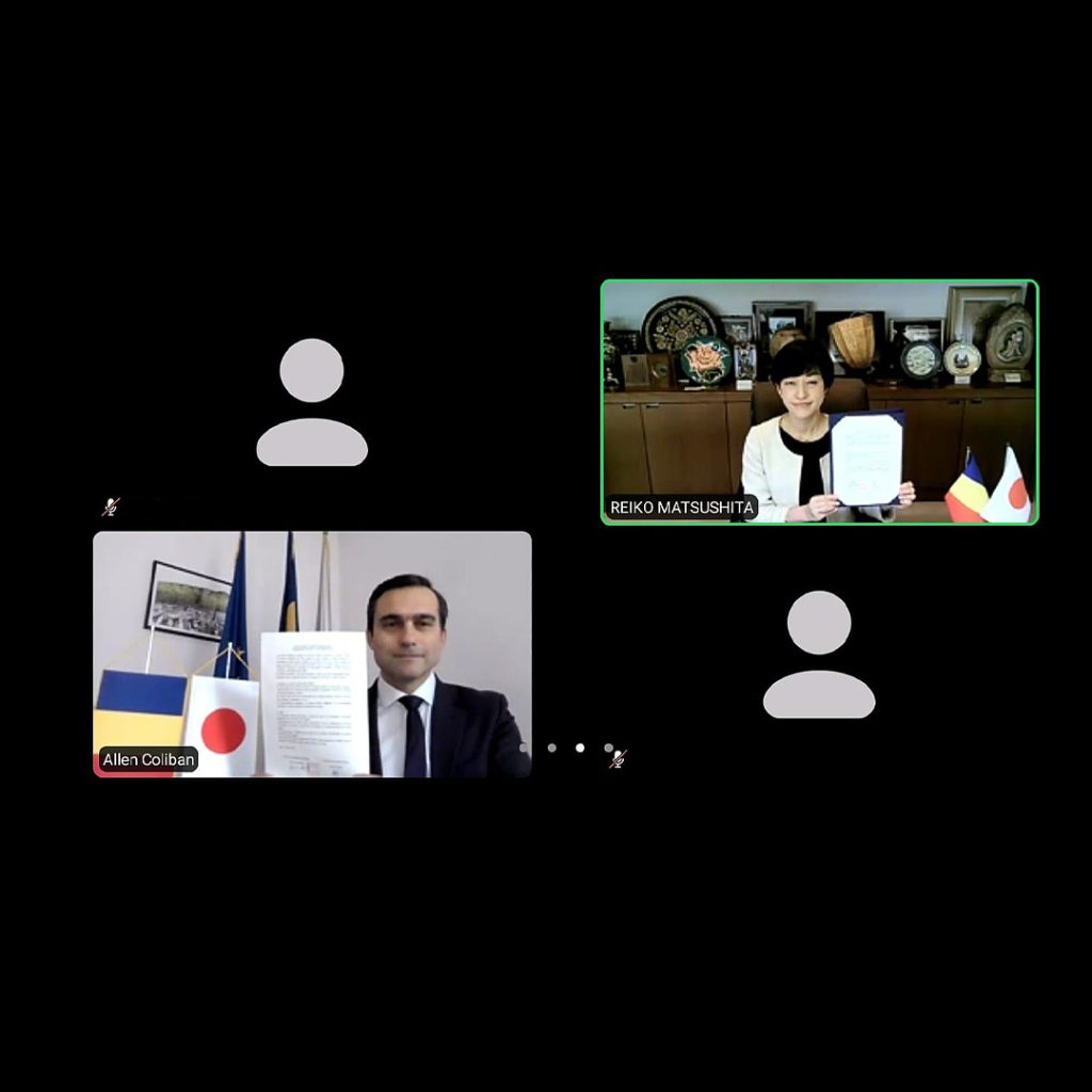 Semnarea acordulu ide către cei doi primari