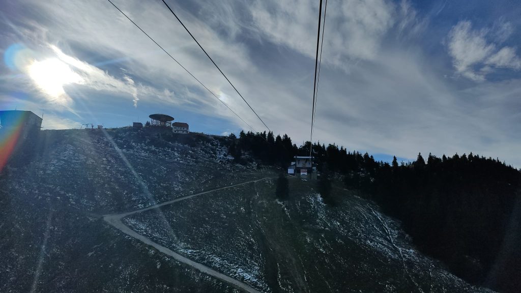 pregătiri pentru sezonul de iarna  in Poiana Brasov