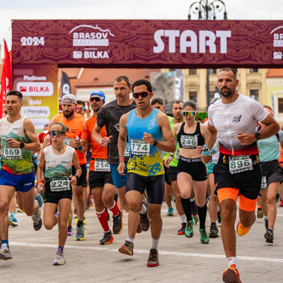 3.000 de alergători vor lua startul, în acest weekend, la Brașov Marathon