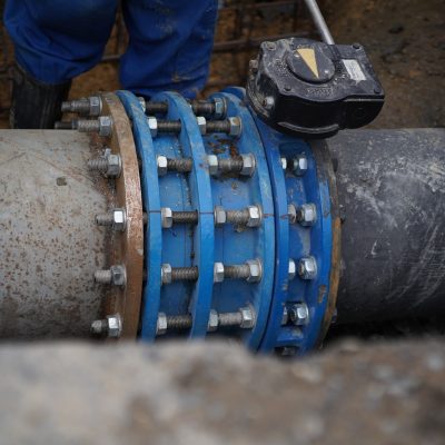 Încep lucrările de modernizare a 46 de kilometri de rețea de apă în municipiul Brașov