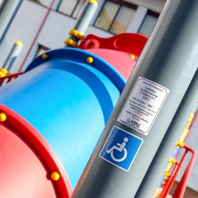Locurile_de_joaca_pentru_copiii_cu_dizabilitati,_exemplu_de_buna_practica_pentru_UNICEF