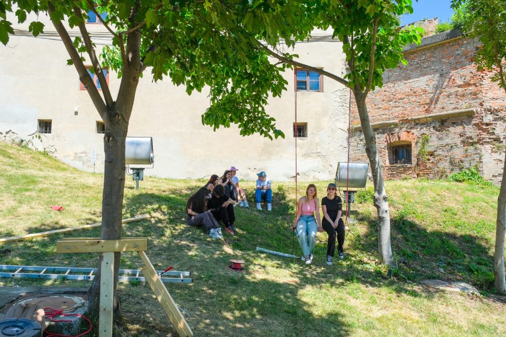 echipa de arhitecti elevi