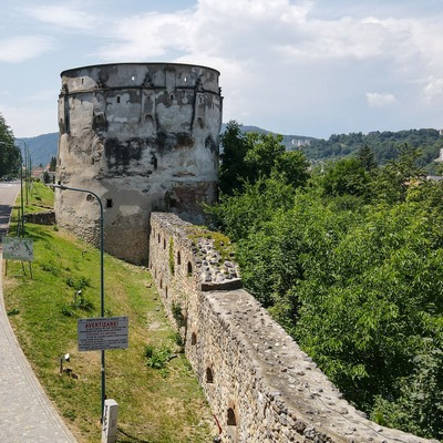 Primăria a lansat licitația pentru restaurarea Bastionului Postăvarilor