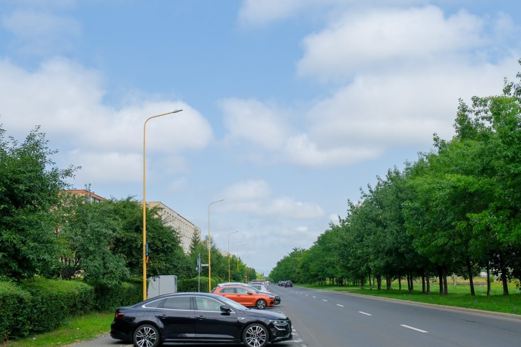 istem-iluminat-nou-pe-strada-Crinului