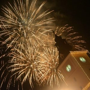 Din grijă pentru prietenii necuvântători, Brașov nu va avea artificii în noaptea de Revelion