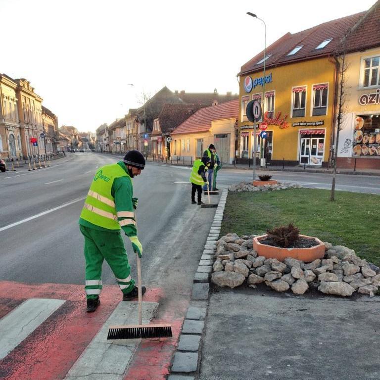 ,,Am început «Luna curățeniei de toamnă». Până la sfârșitul lui noiembrie operatorii trebuie să finalizeze toate pregătirile pentru sezonul rece”