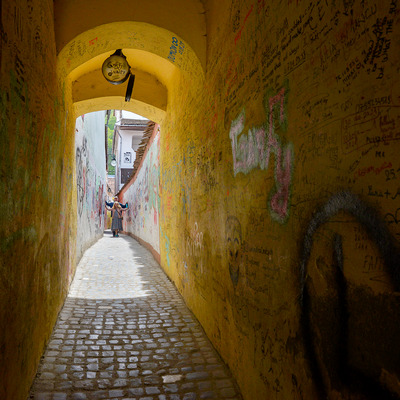 Strada_Sforii_se_inchide_temporar_din_motive_de_siguranta_publica