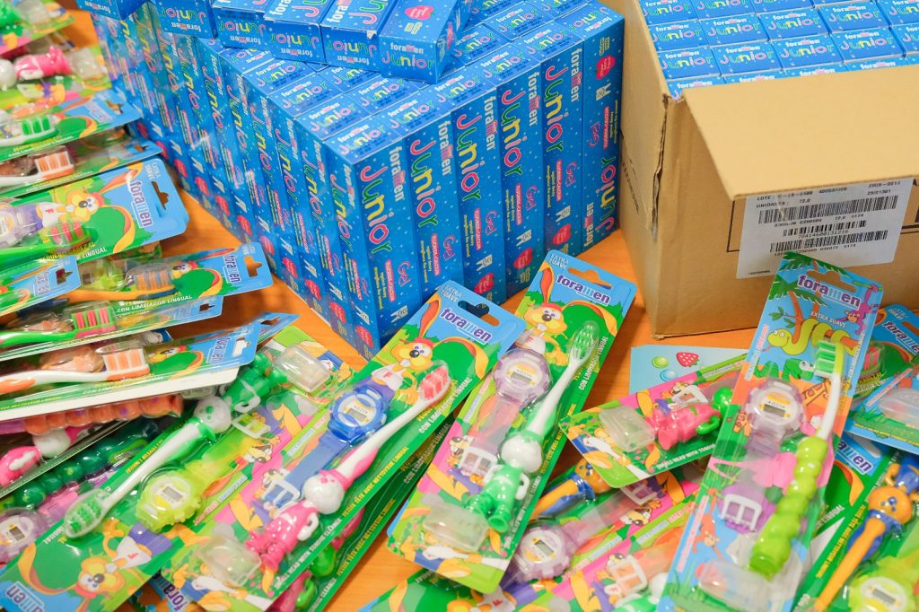 periute de dinti si pasta