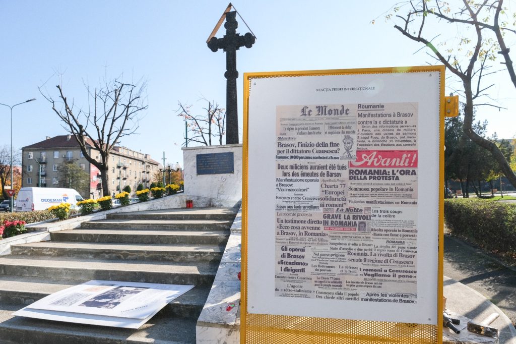 Monumentul novembriștilor, cu o expoziție care arată ecoul protestului în presa internațională
