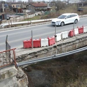 Comisia de circulație a avizat proiectul de reconstruire a podului de pe drumul CET-ului