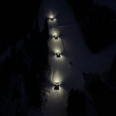 Amenajarea pârtiilor din Poiana Brașov trece la alt nivel, pentru a oferi o experiență deosebită schiorilor