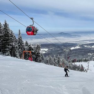 Schi în Poiana Brașov la jumătate de preț