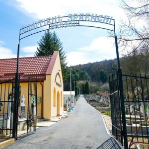 Cimitirul Șprenghi a intrat într-un proces amplu de reparații