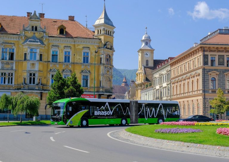 ACHIZIȚIE AUTOBUZE ELECTRICE ARTICULATE ÎN MUNICIPIUL BRAȘOV