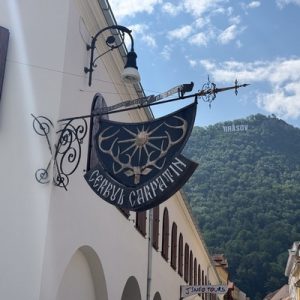 ,,Înalta Curte de Casație și Justiție a dat dreptate primăriei: fostul restaurant Cerbul Carpatin ar trebui să aparțină comunității brașovene”