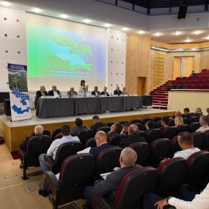 Primarii din județul Brașov, împreună cu reprezentanții DEER, au discutat despre dezvoltarea infrastructurii energetice