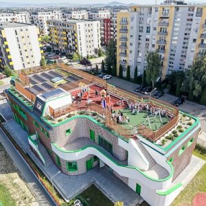 Copiii din Bartolomeu-Avantgarden au început cursurile la prima grădiniță construită în acest cartier